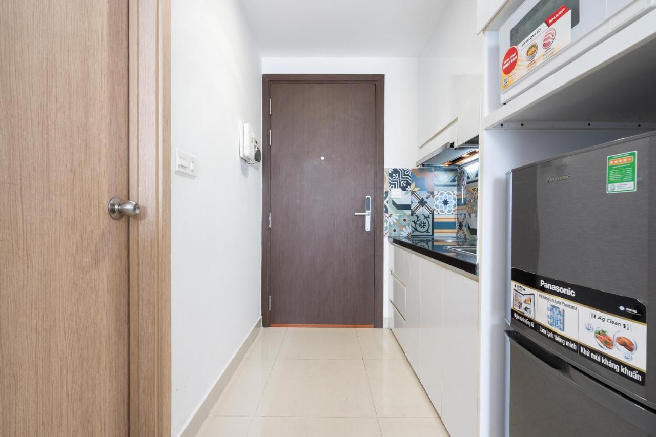 River Inn Apartment With Pool & Gym ホーチミン市 エクステリア 写真