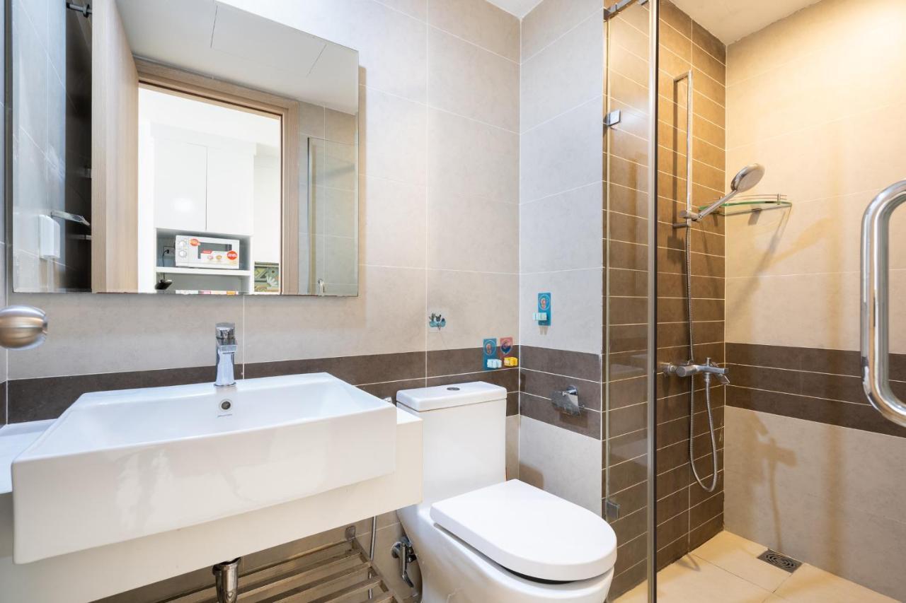River Inn Apartment With Pool & Gym ホーチミン市 エクステリア 写真