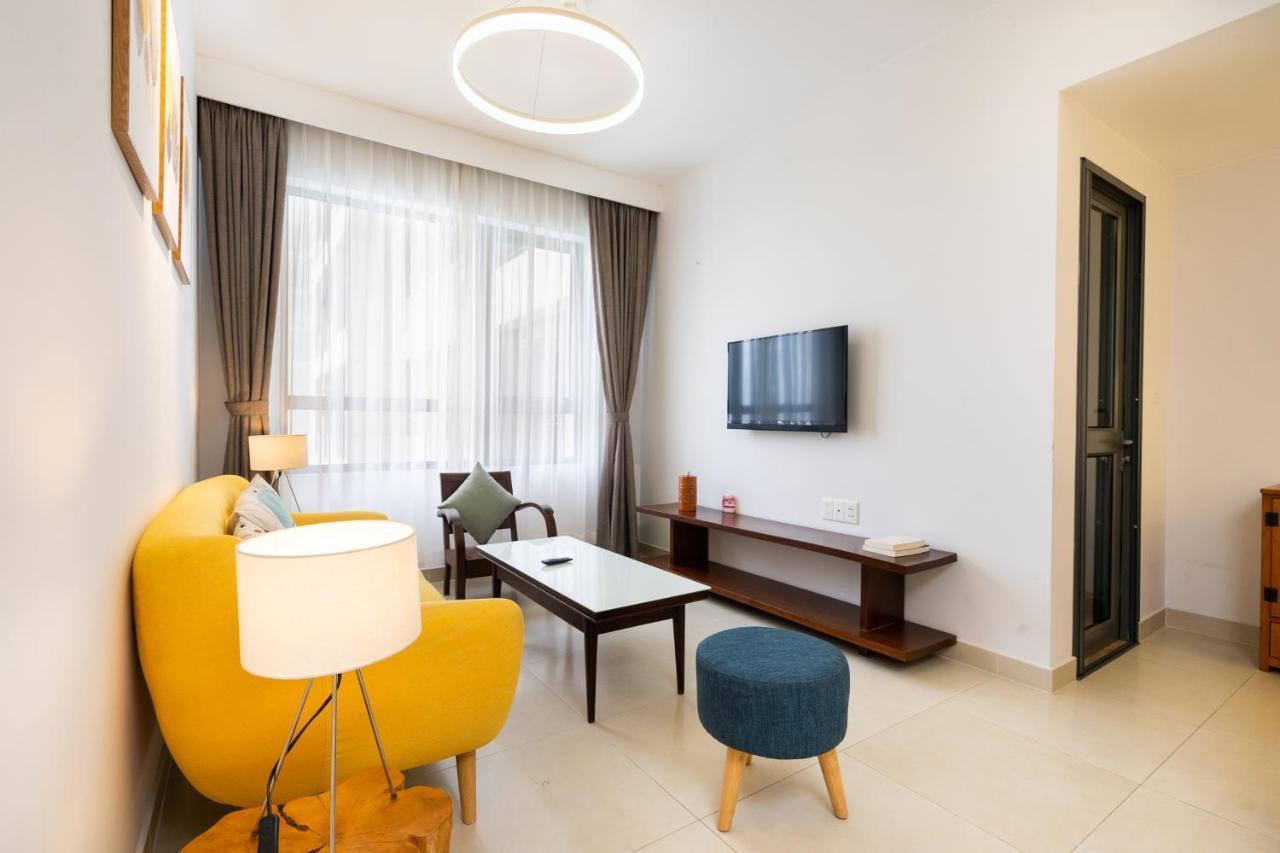 River Inn Apartment With Pool & Gym ホーチミン市 エクステリア 写真