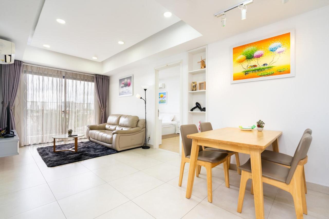 River Inn Apartment With Pool & Gym ホーチミン市 エクステリア 写真