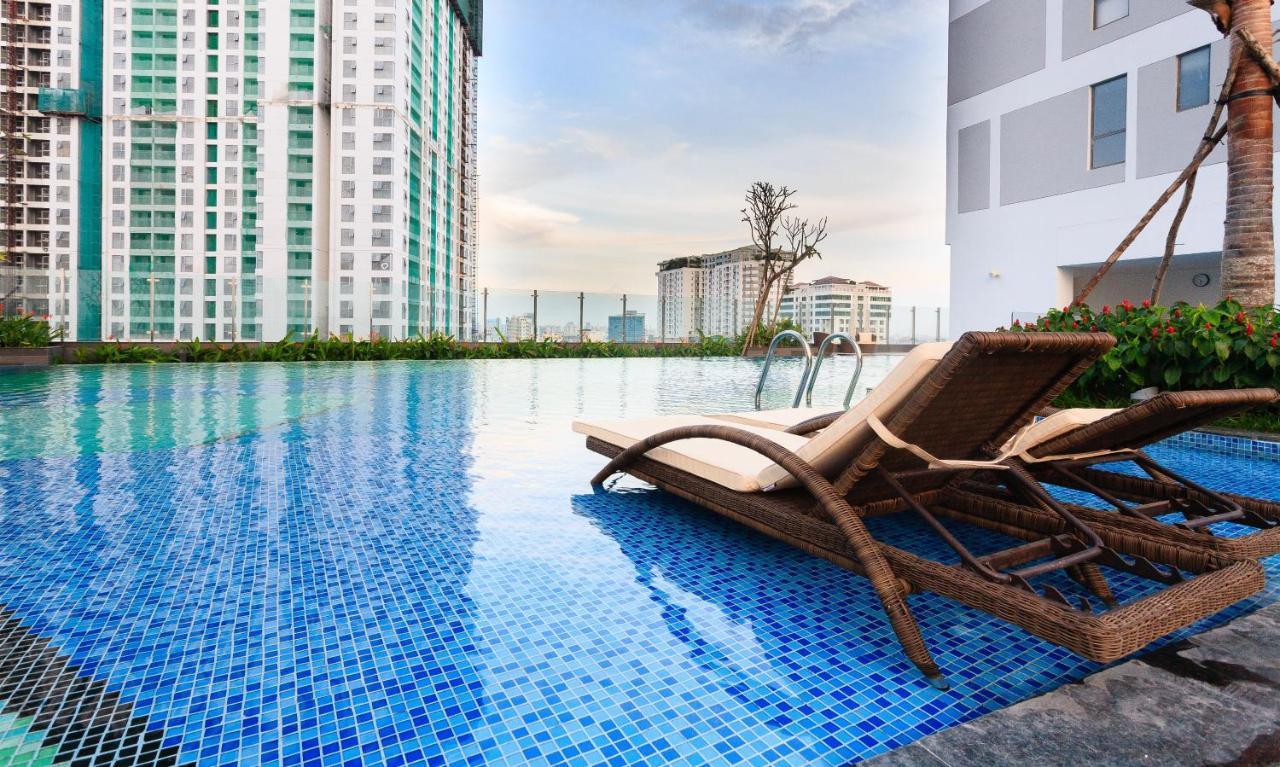 River Inn Apartment With Pool & Gym ホーチミン市 エクステリア 写真